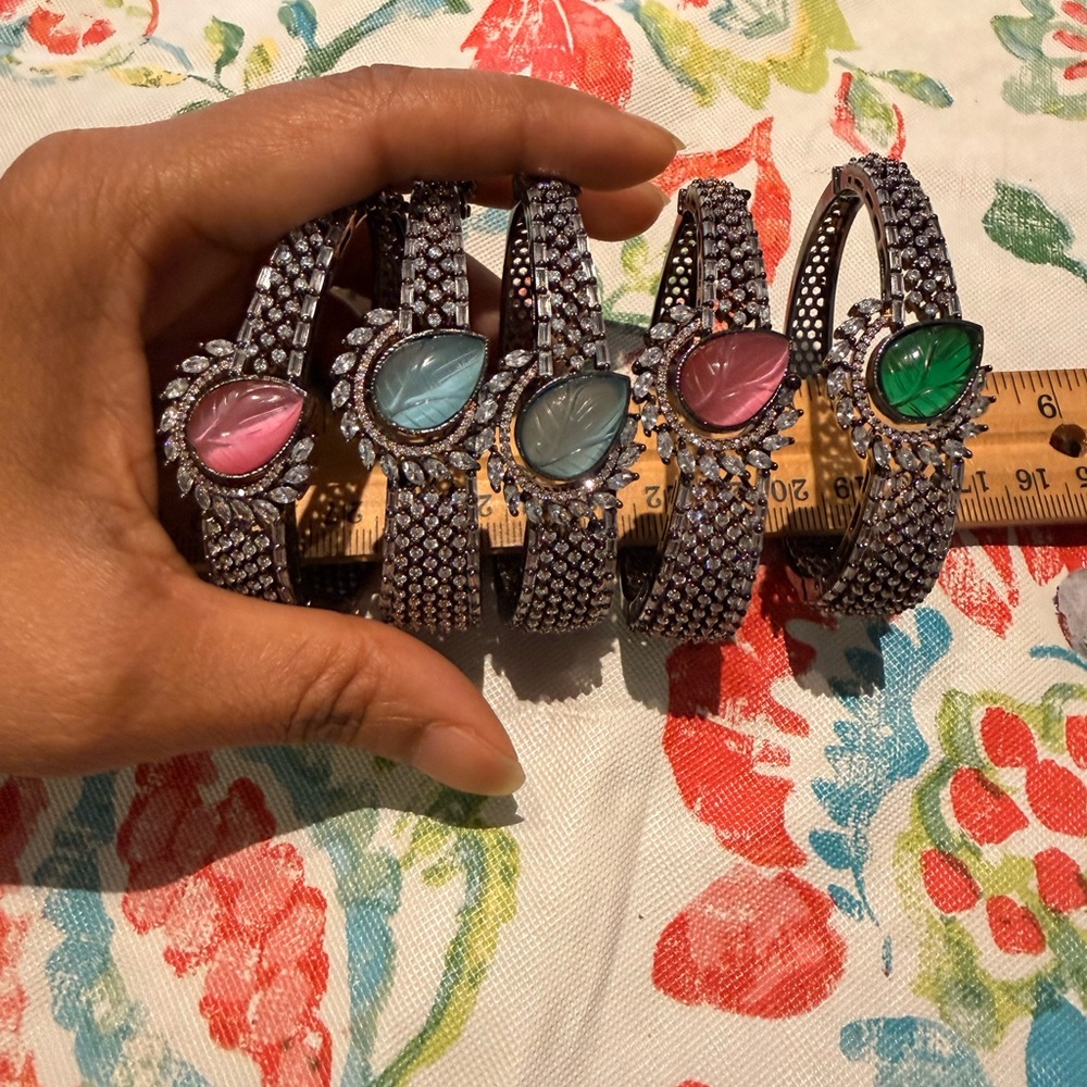 Elegant Multi-Color Carved stone Crystal Bangle Bracelets - Picture 3 of 7